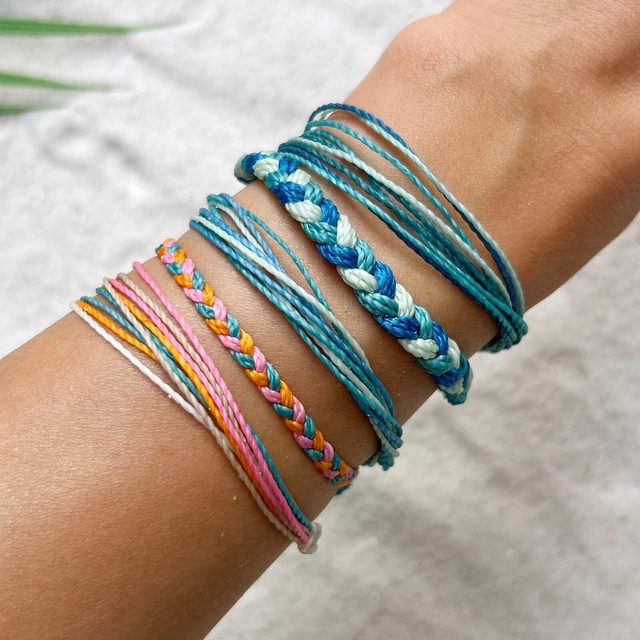 Pulsera Tejida a Mano